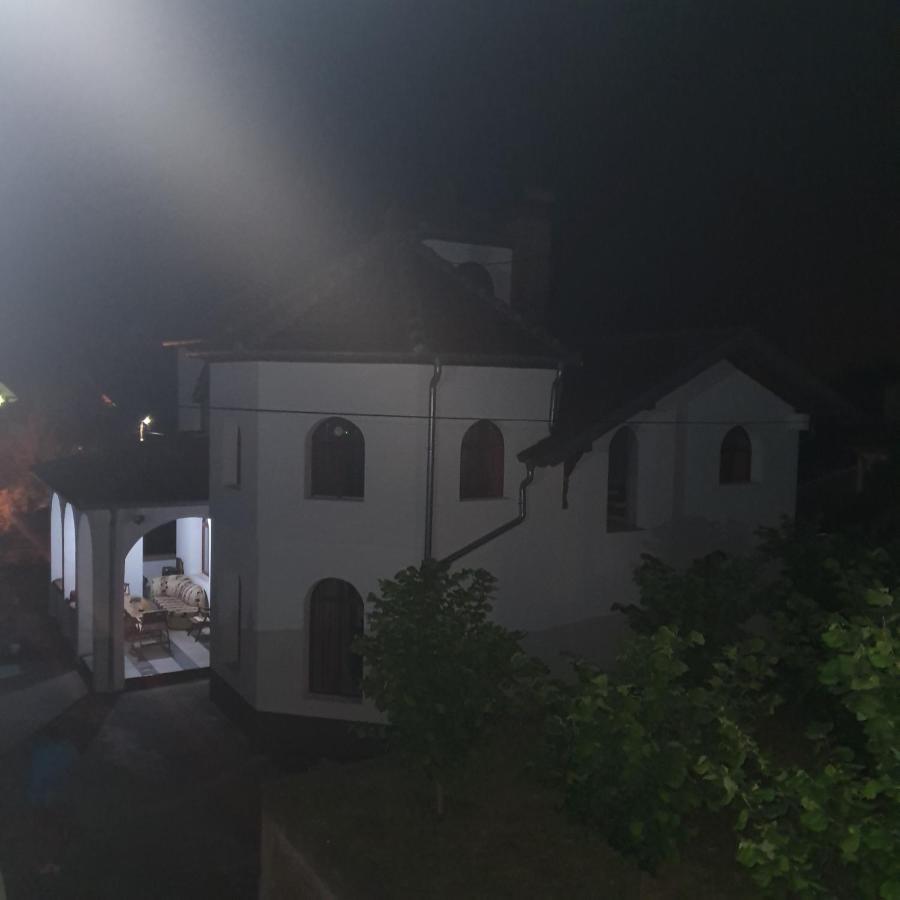 Knez Apartmani Senje Zewnętrze zdjęcie
