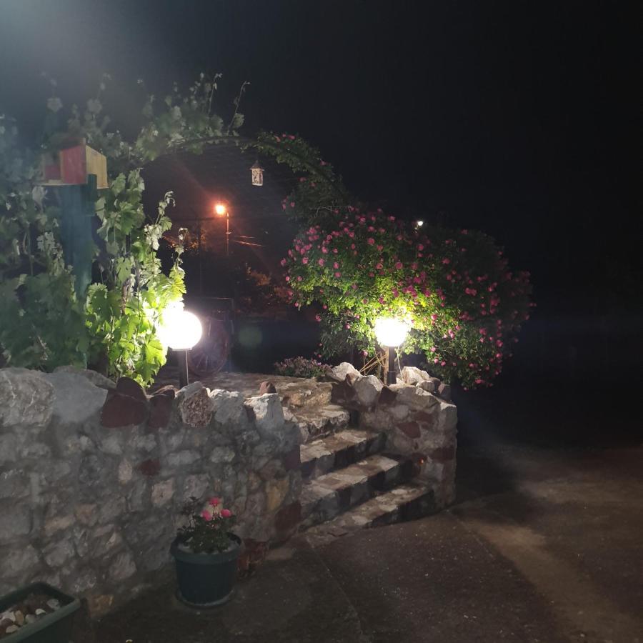 Knez Apartmani Senje Zewnętrze zdjęcie