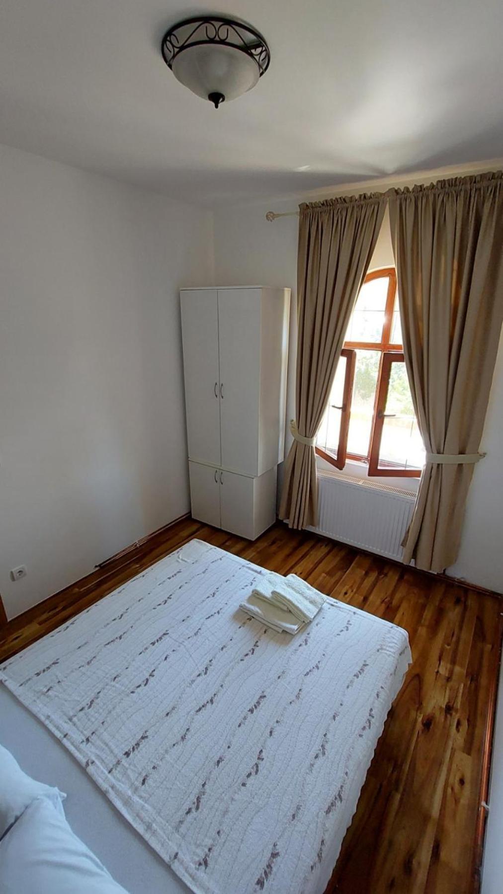 Knez Apartmani Senje Pokój zdjęcie